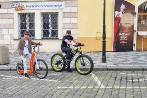 Bicicletas eléctricas de llantas anchas - Praga, tours guiados y alquiler