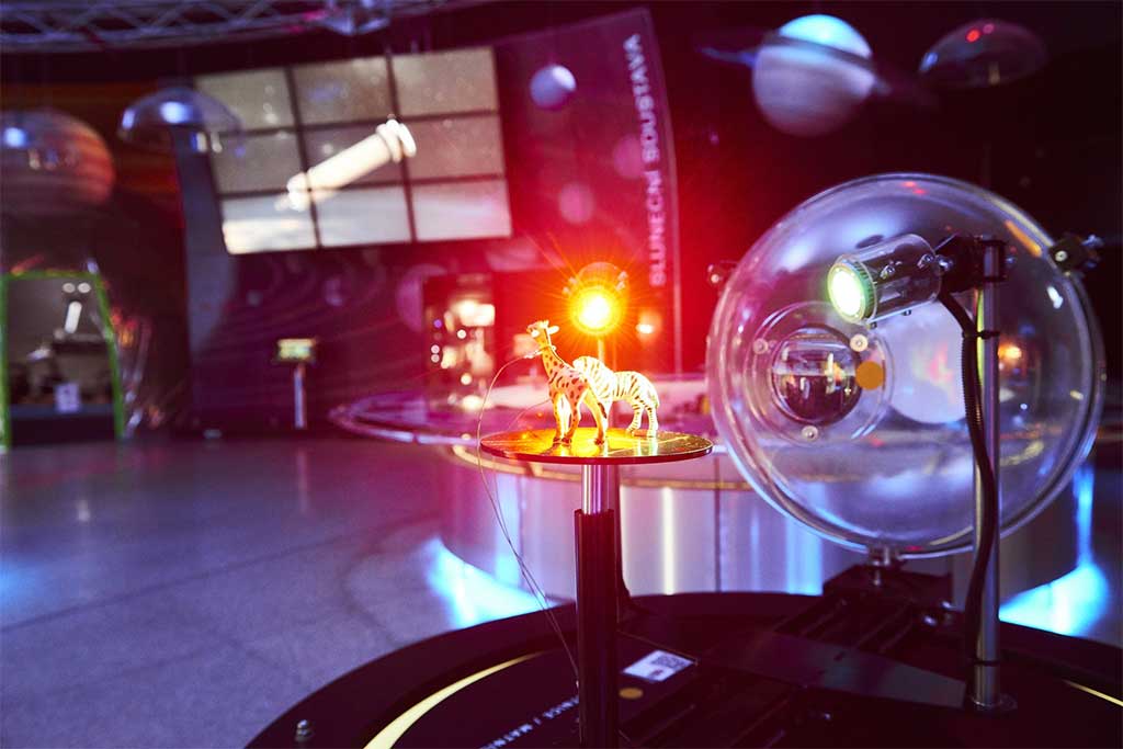 Discover Science at iQLANDIA or National Technical Museum